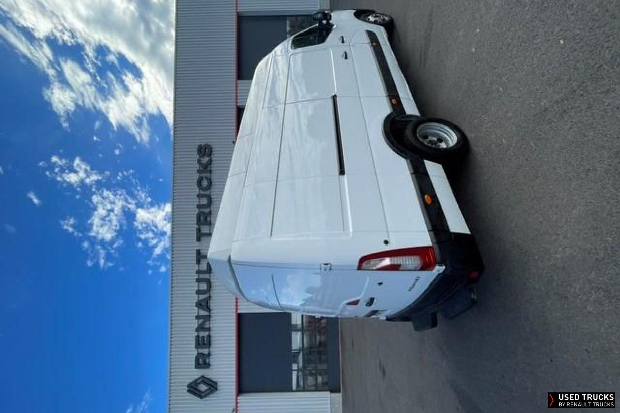 Renault Master 165