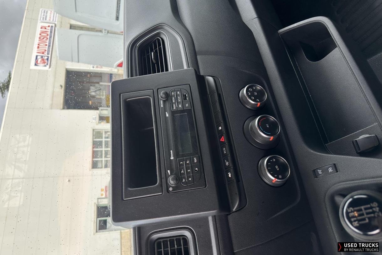 Renault Master 130