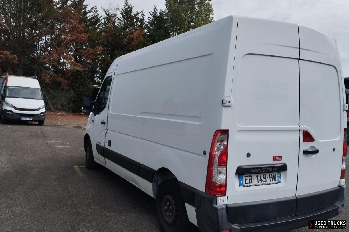 Renault Trucks Master 135