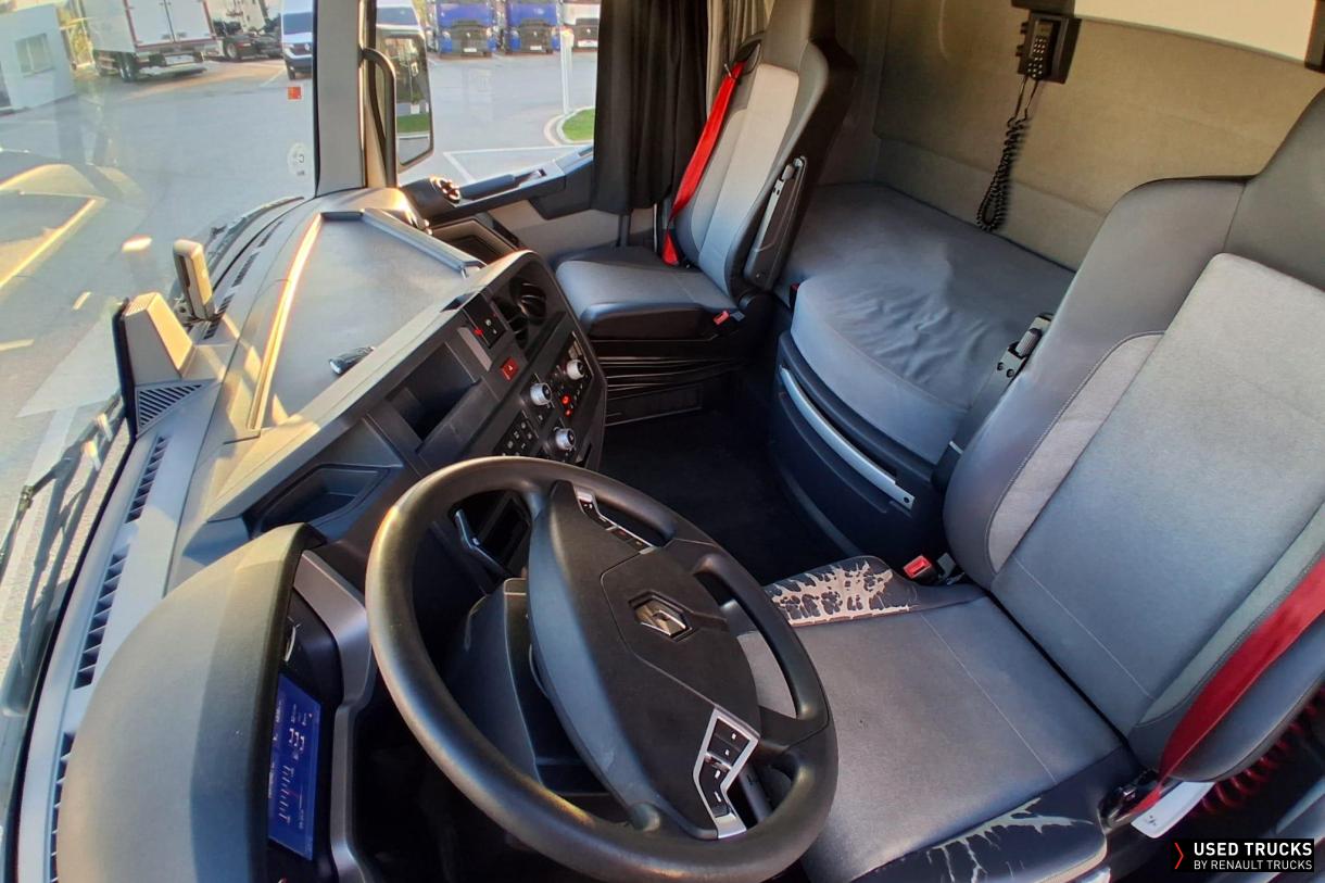 Renault Trucks T High 440