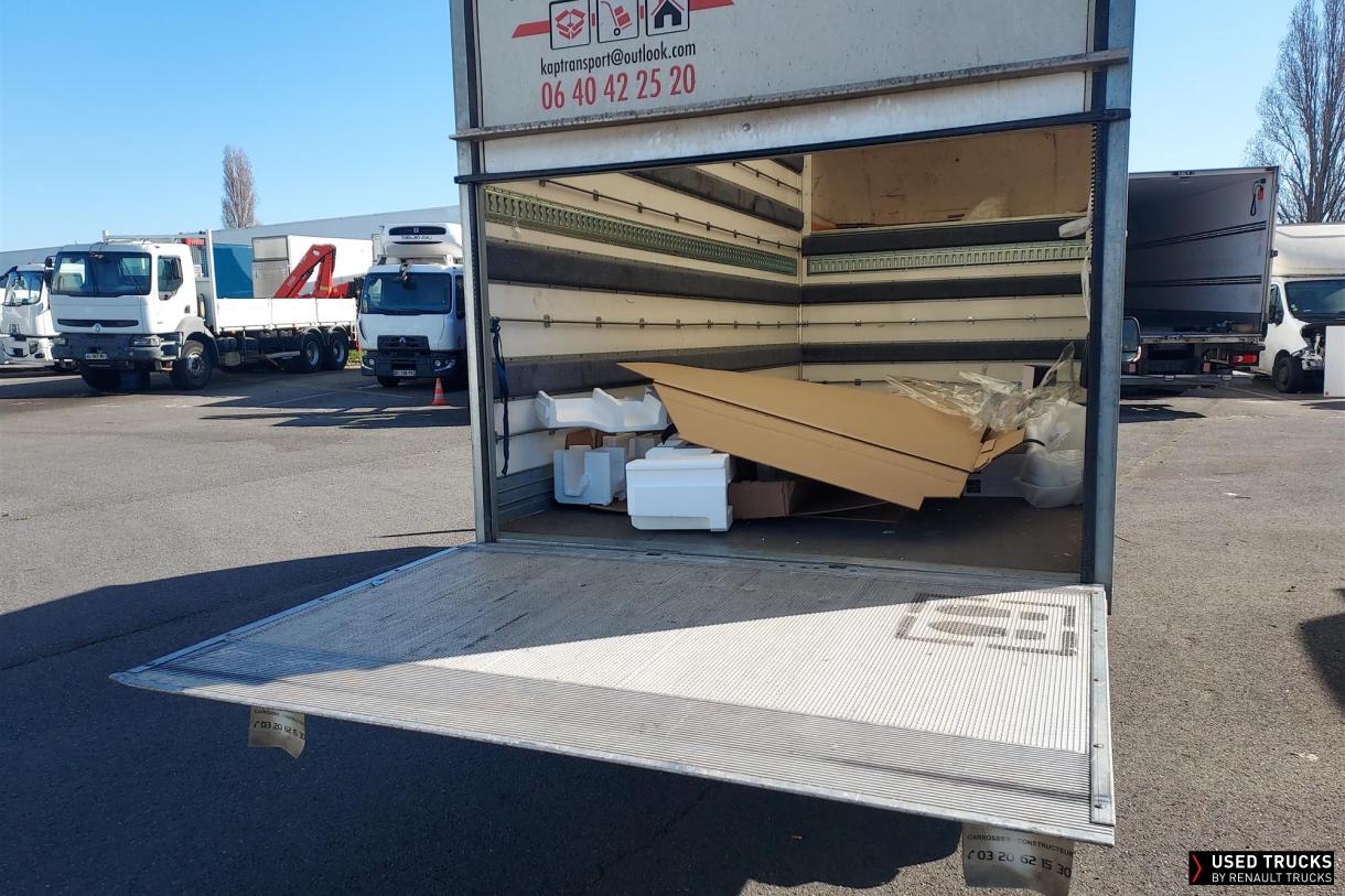 Renault Trucks Master 145