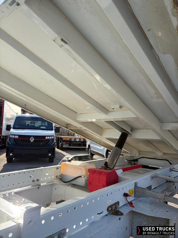 Renault Trucks Master 130