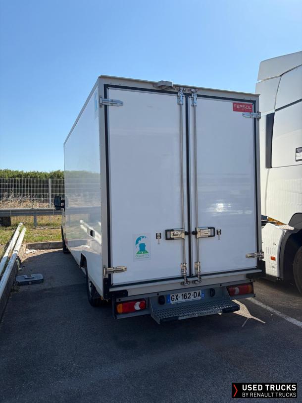 Renault Trucks Master 
