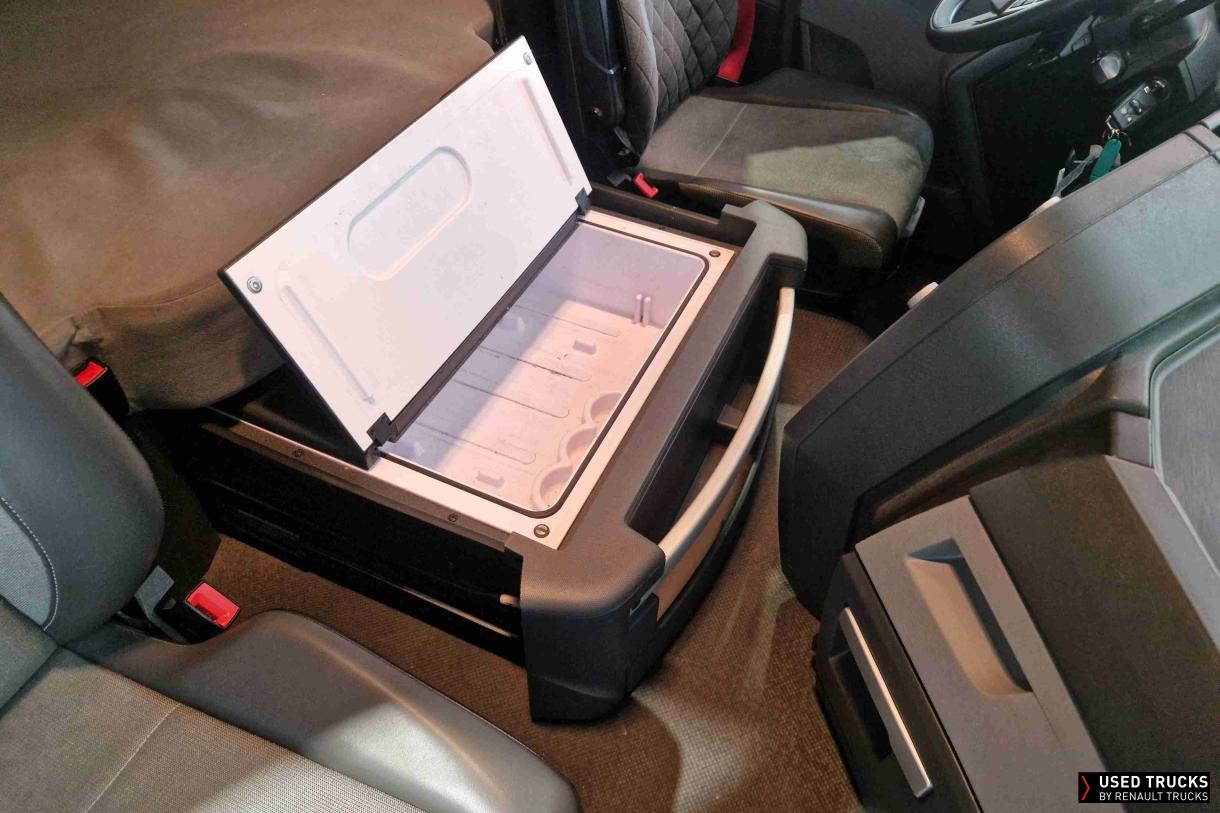 Renault Trucks T 440