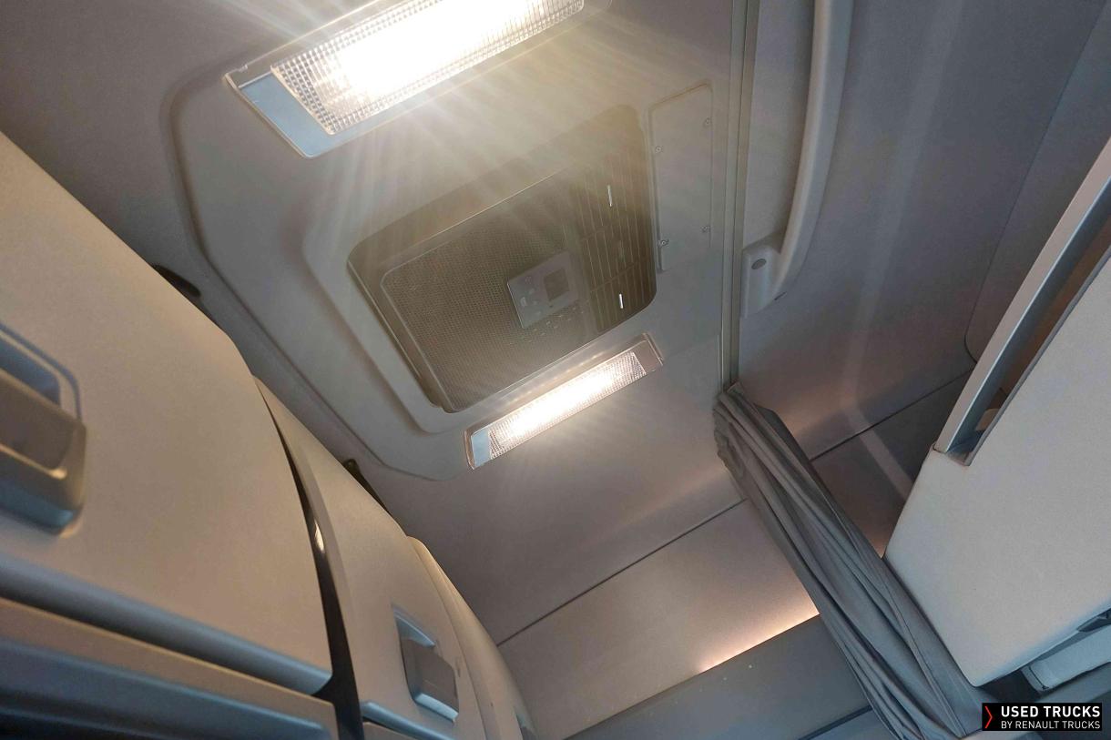 Renault Trucks T High 520