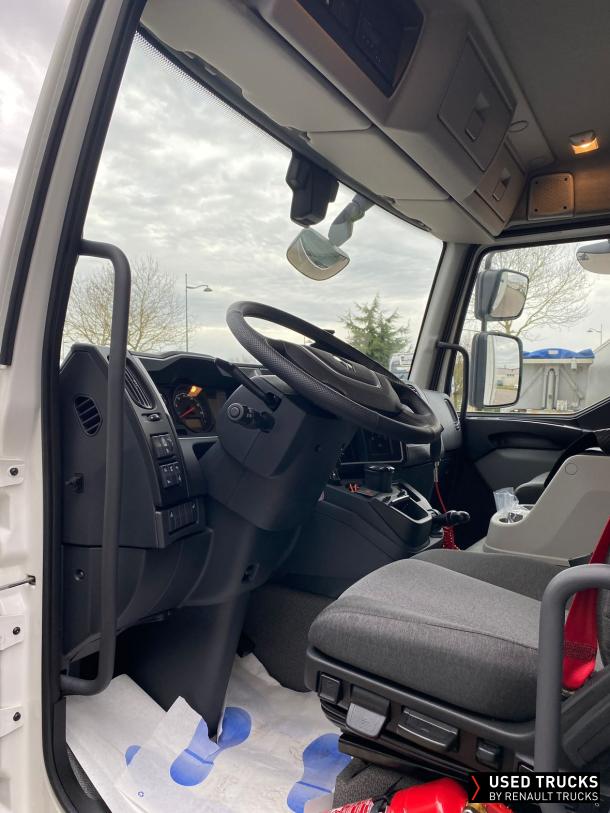 Renault Trucks D 240