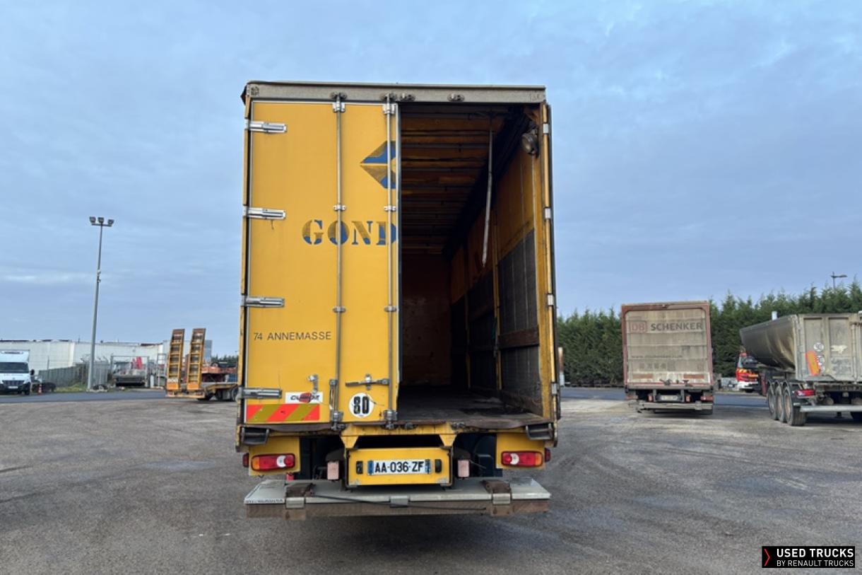 Renault Trucks Premium Distribution 320