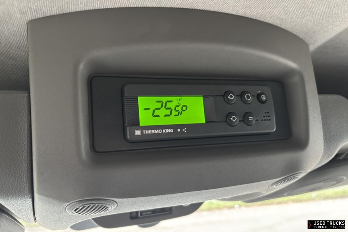 Renault Trucks Master 150