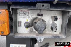 Renault Trucks D
                                          250