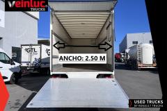 Renault Trucks D
                                          240