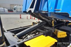 Renault Trucks D cab 2M
                                          180