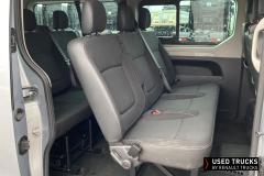 Renault Trucks Trafic
                                          