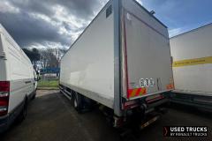 Renault Trucks D
                                          240