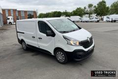 Renault Trucks Trafic
                                          