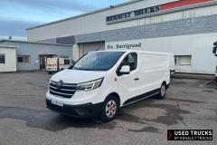 Renault Trucks Trafic
                                          