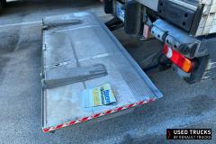 Renault Trucks D
                                          240