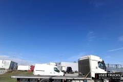 Renault Trucks T
                                          380