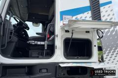 Renault Trucks T High
                                          520